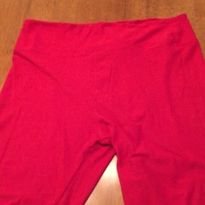 Red Lularoe tc leggings